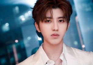 娱乐吃瓜罗蔡徐坤,揭秘娱乐圈背后的故事