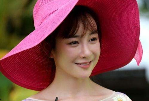 娱乐吃瓜君张檬,娱乐圈“吃瓜”女王，揭秘明星幕后故事